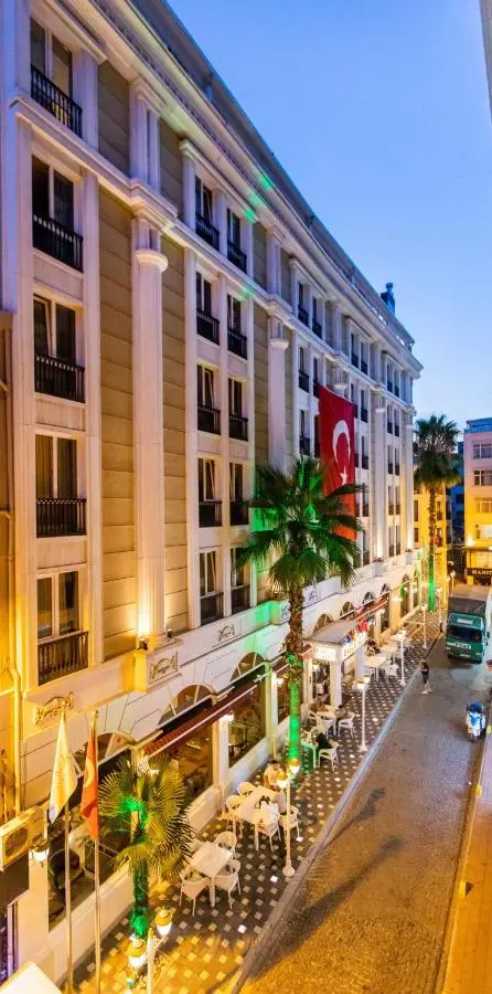 Baron Hotel & Spa
