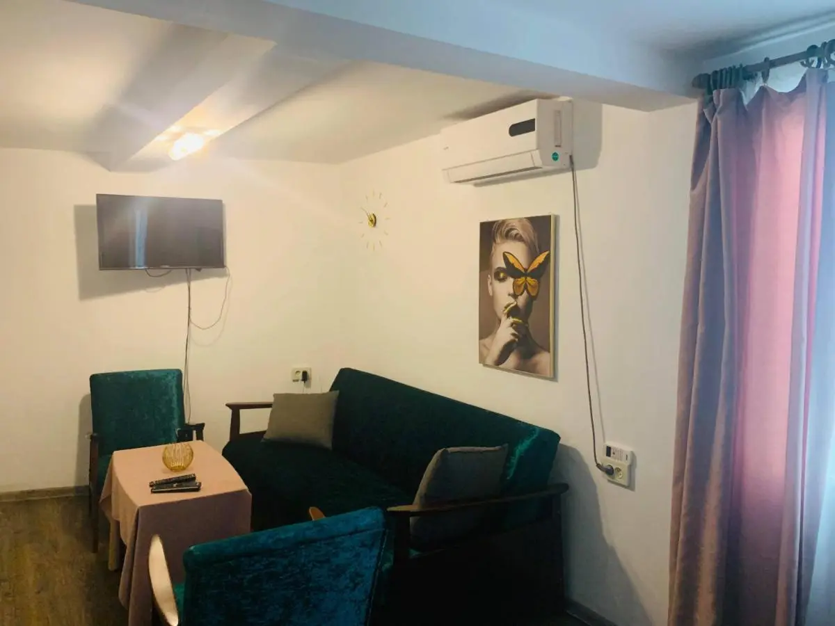 AIA Apartment