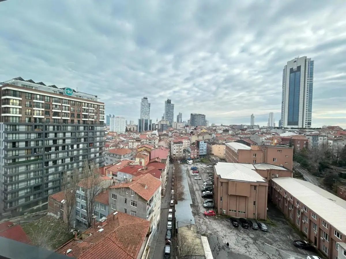 Roni Apartments, Close to the metro and parking