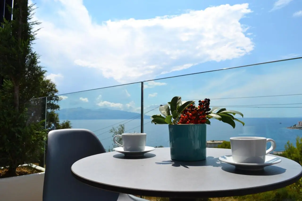 ArtNest Boutique Hotel & Suites