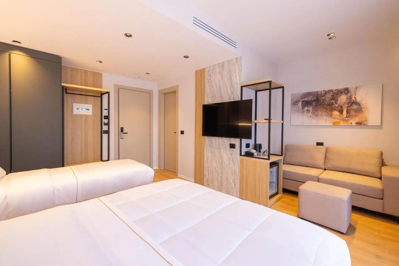 Tris3 Hotel