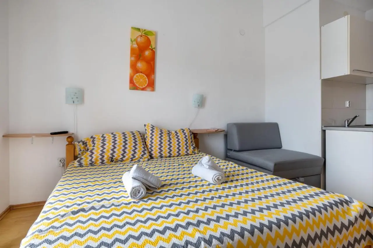 Apartments IN