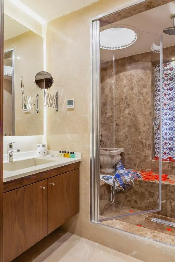 Lord Morgan & Exclusive Design Residence Cihangir