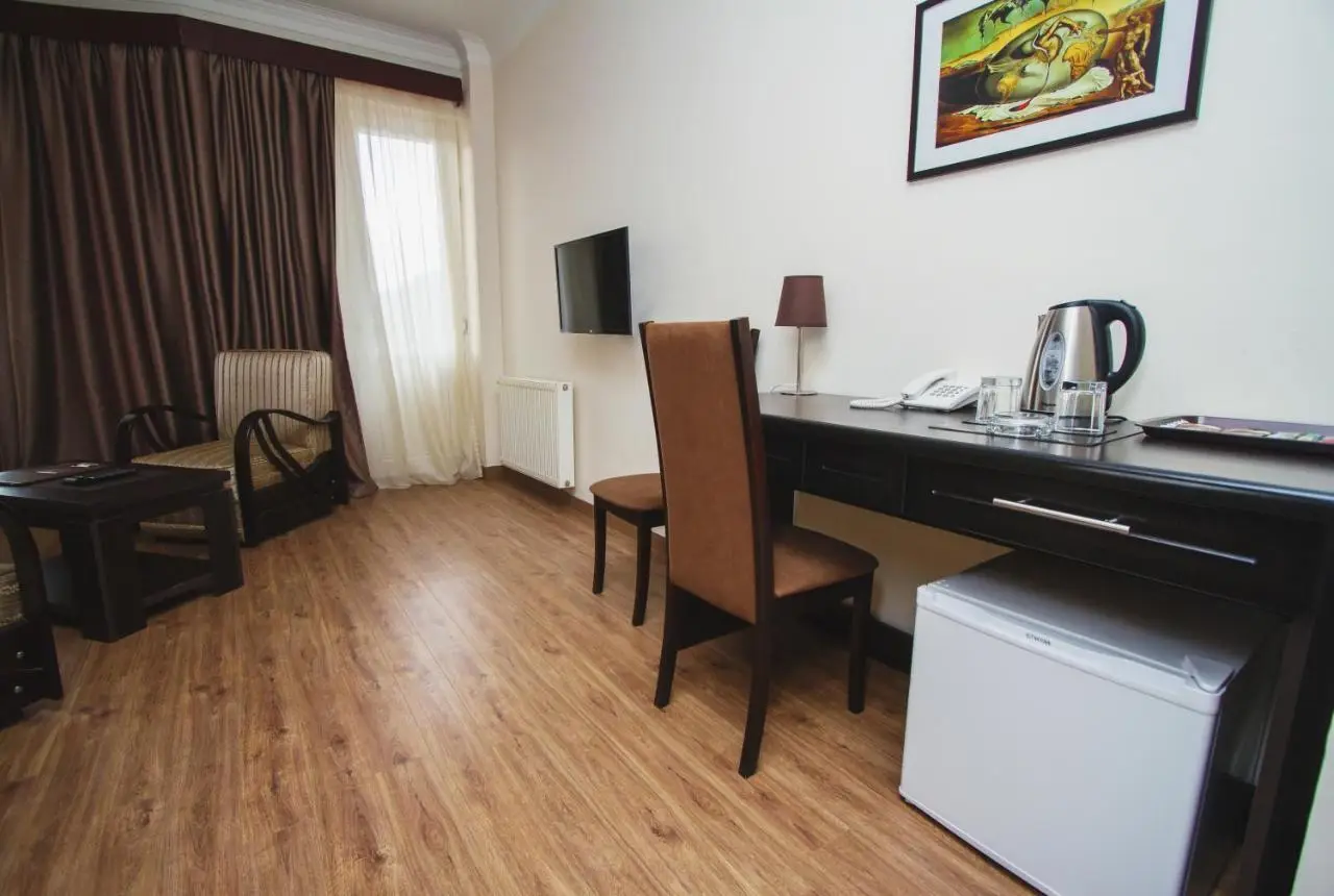 Hotel Lux