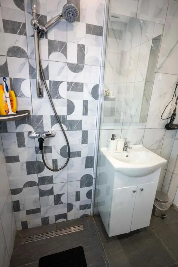 Bosanska Avlija Authentic Sarajevo Stay with Garden