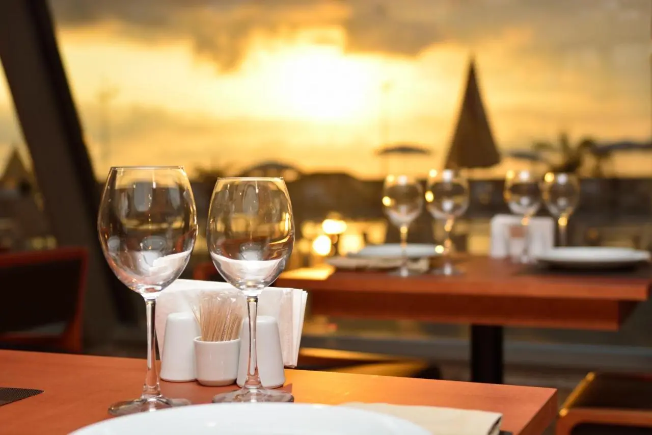 The Grand Gloria Hotel