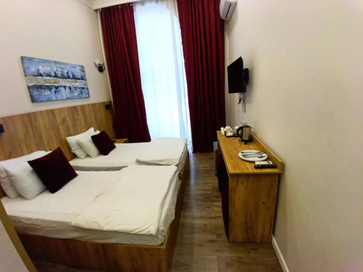 London Hotel Baku