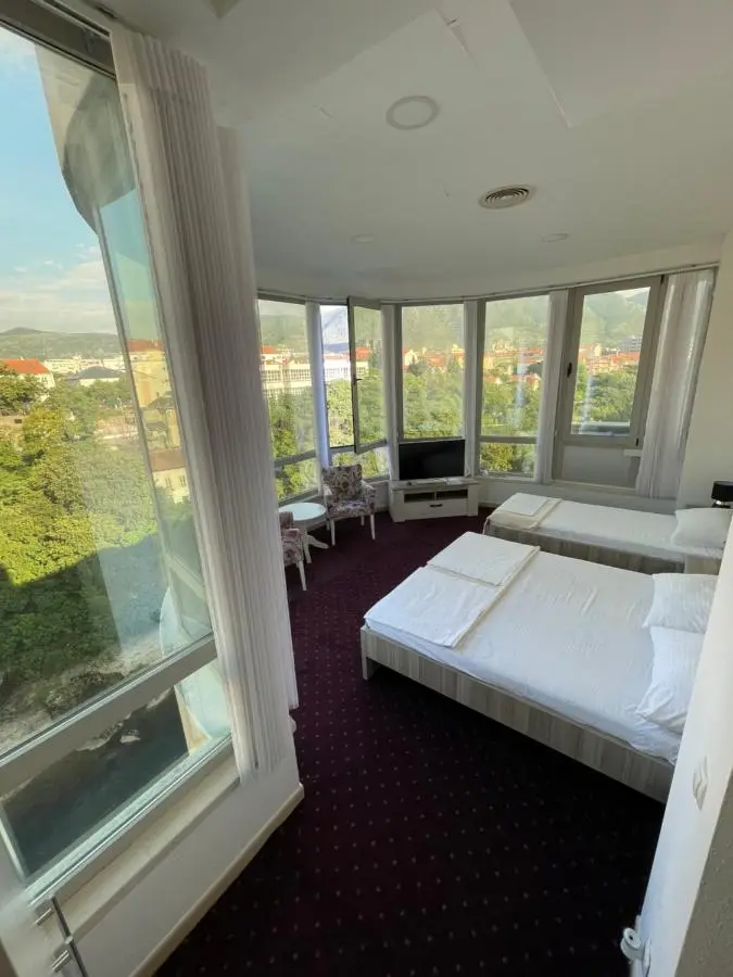 Lux Apartments