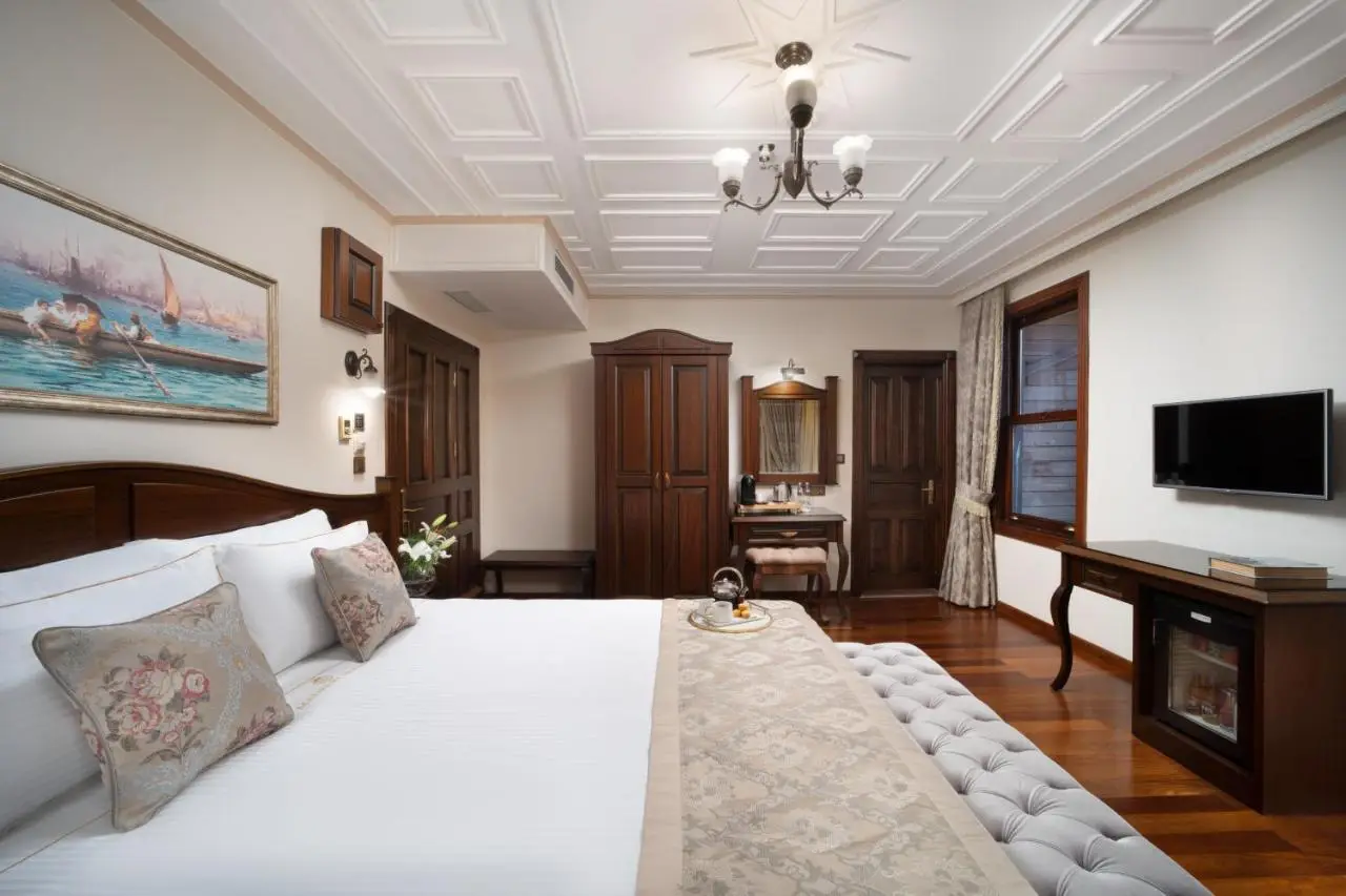 Bender Hotel - Old City