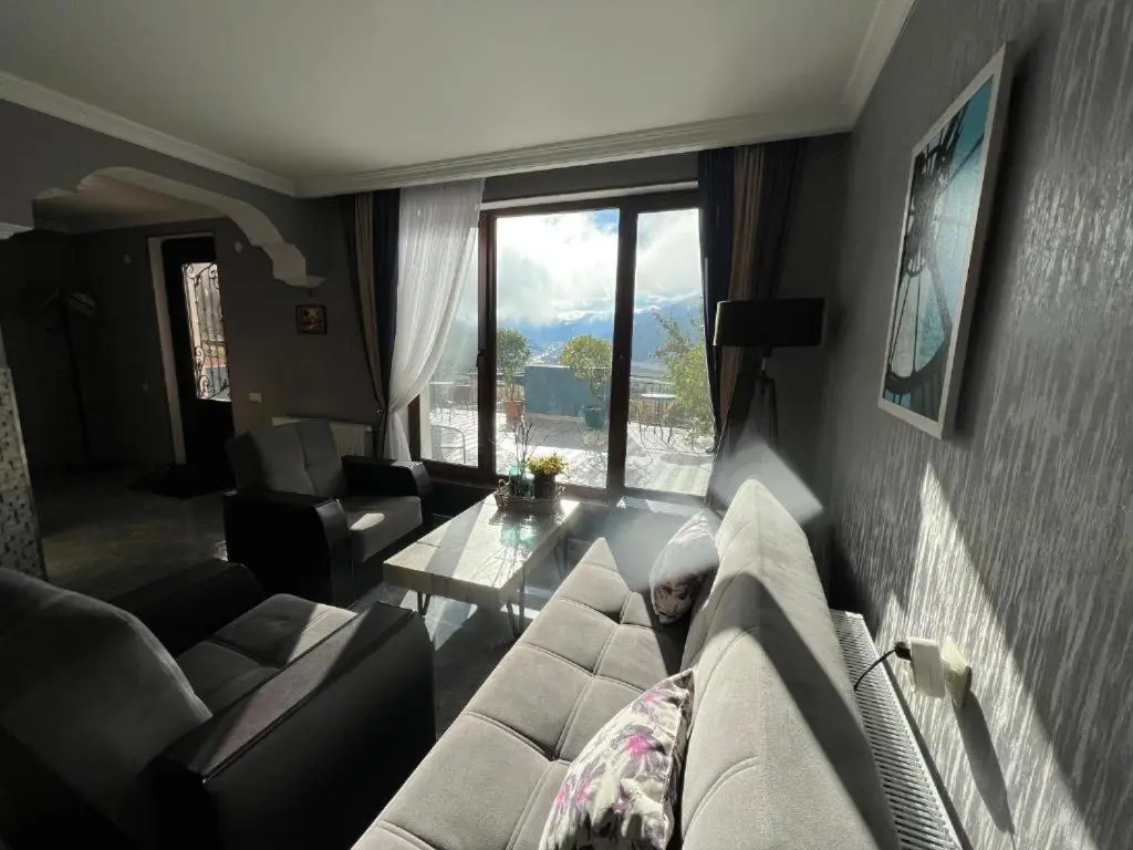 UP Holiday Home