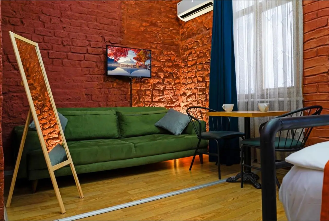 1826 Heritage Rooms