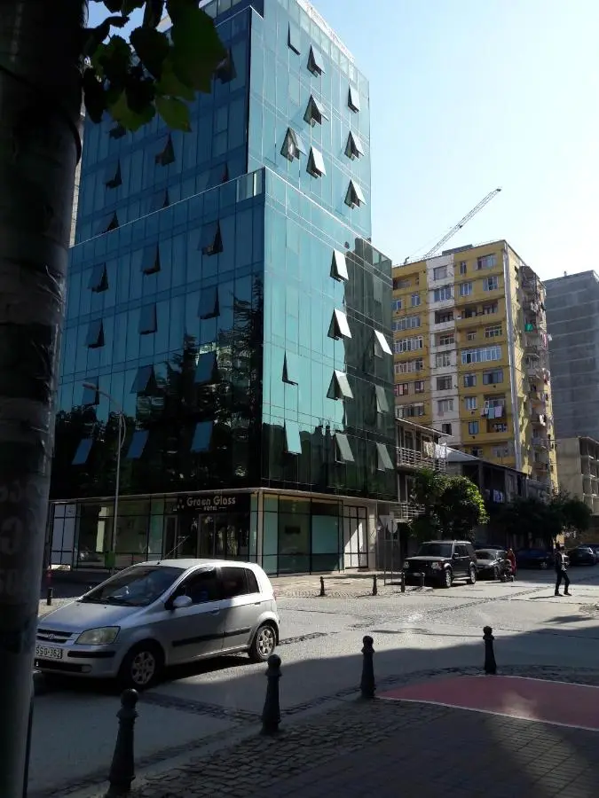 Hotel Green Glass