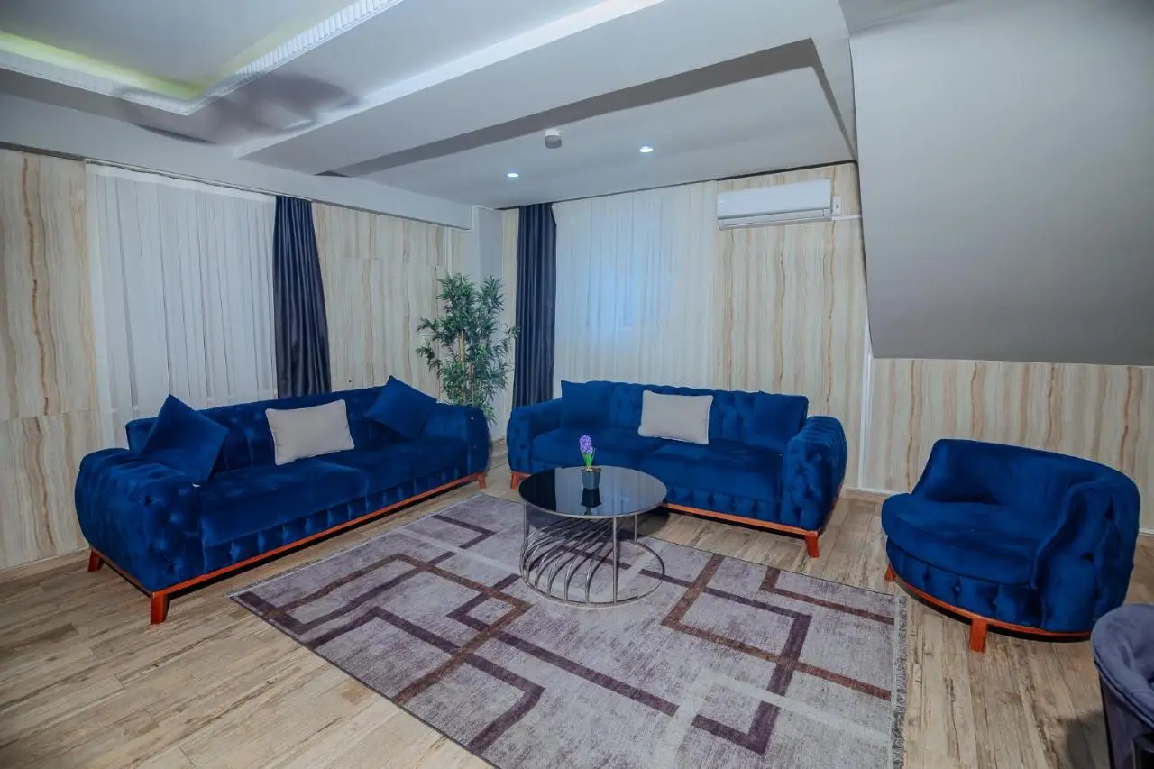 White Moon Suites