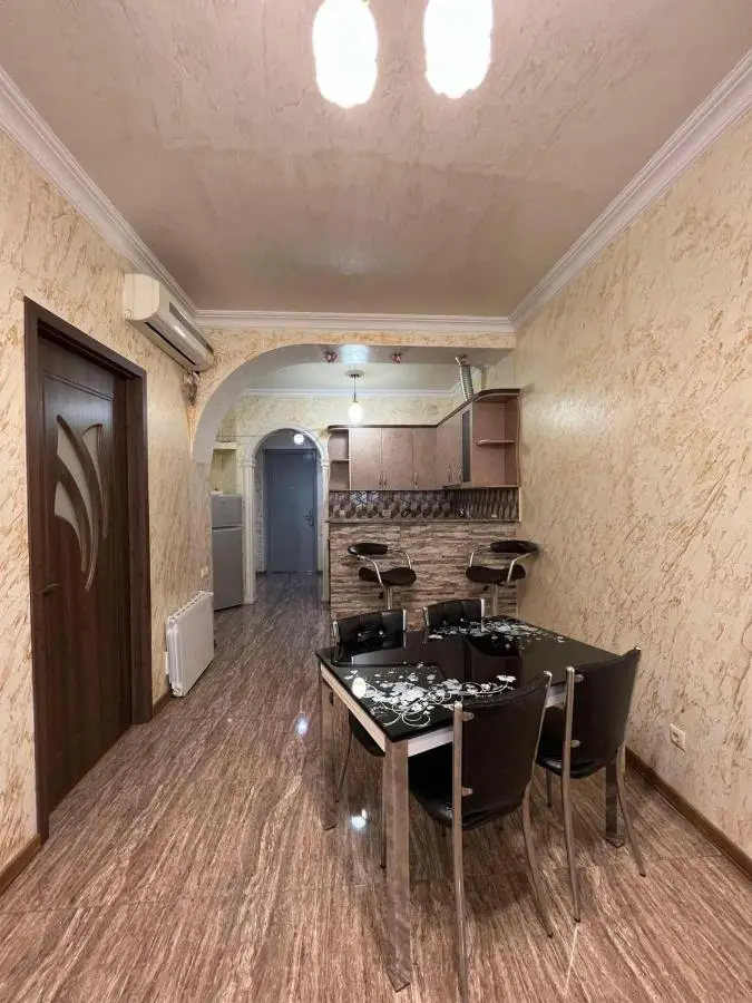 Apartment on Khimshiashvili 1