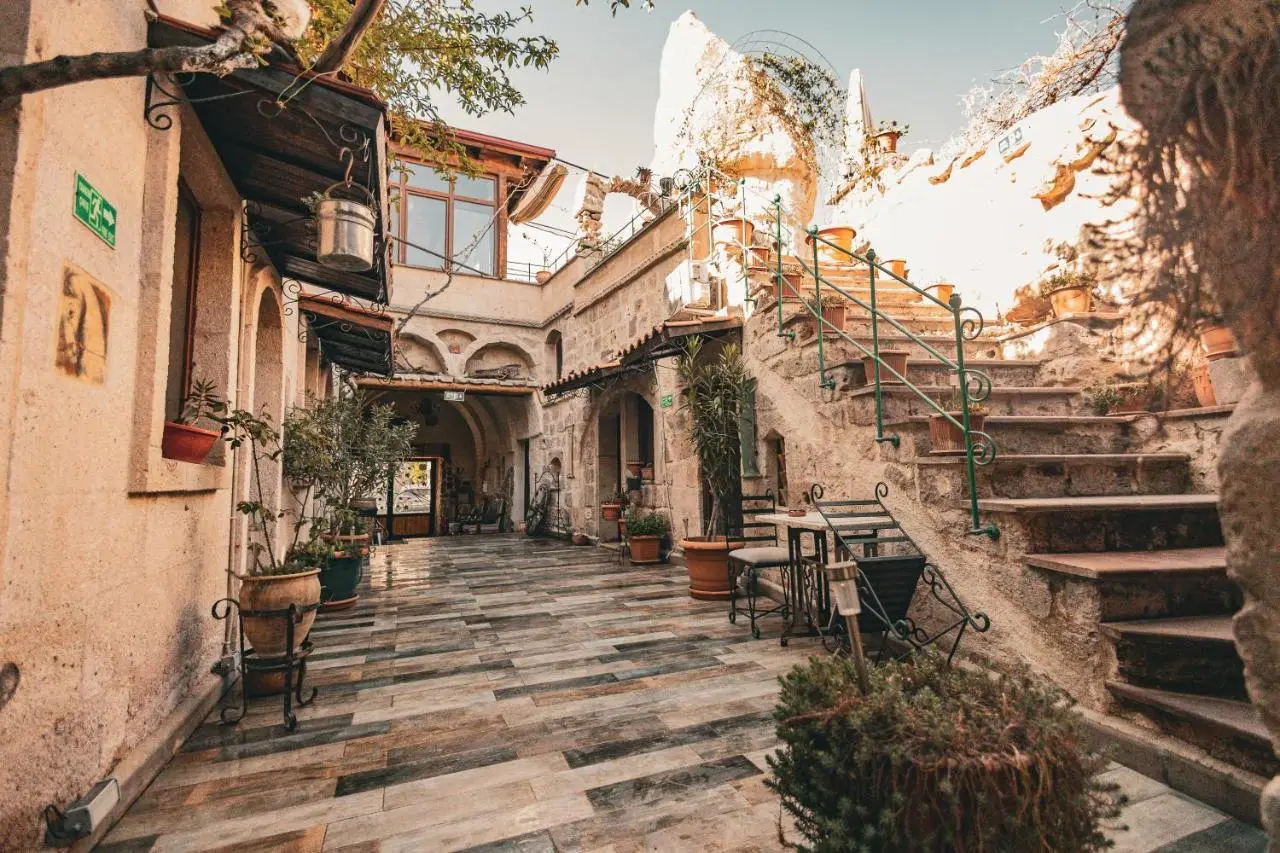 Vintage Cave House Hotel