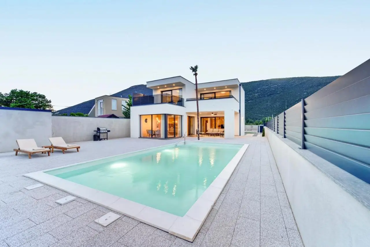 Villa Tadea