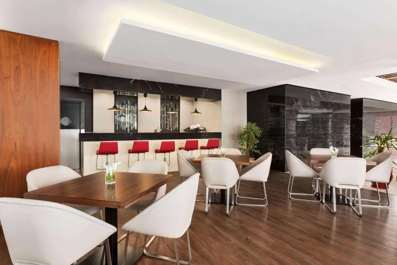 Ramada Encore Istanbul Kartal