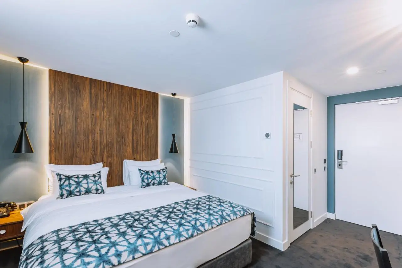 Hotel Twenties Tbilisi - Stay & Dine