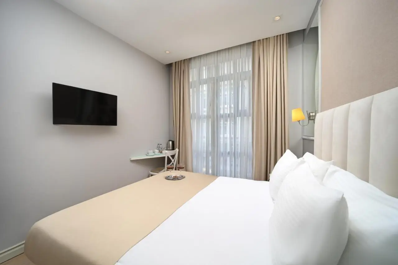 Ess Hotel