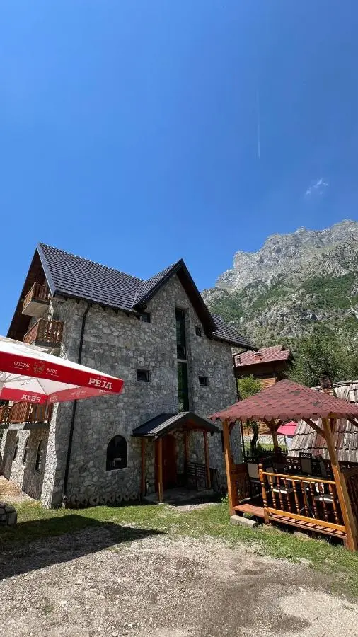 Stonehouse villa