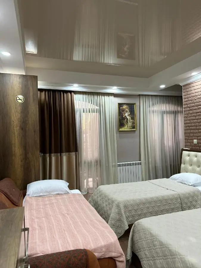 Tsereteli Inn