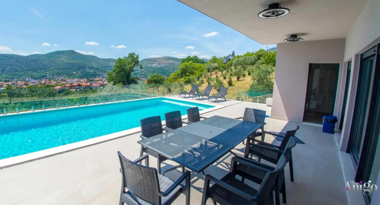 Villa Panorama Olive Hill