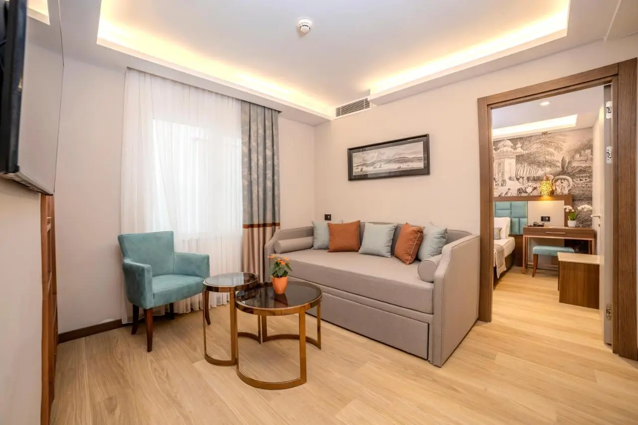 Grand Hilarium Hotel