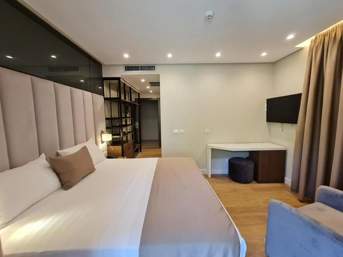 Hotel Aross