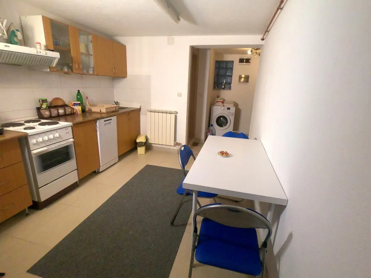 APP old town near the center overlooking the city.