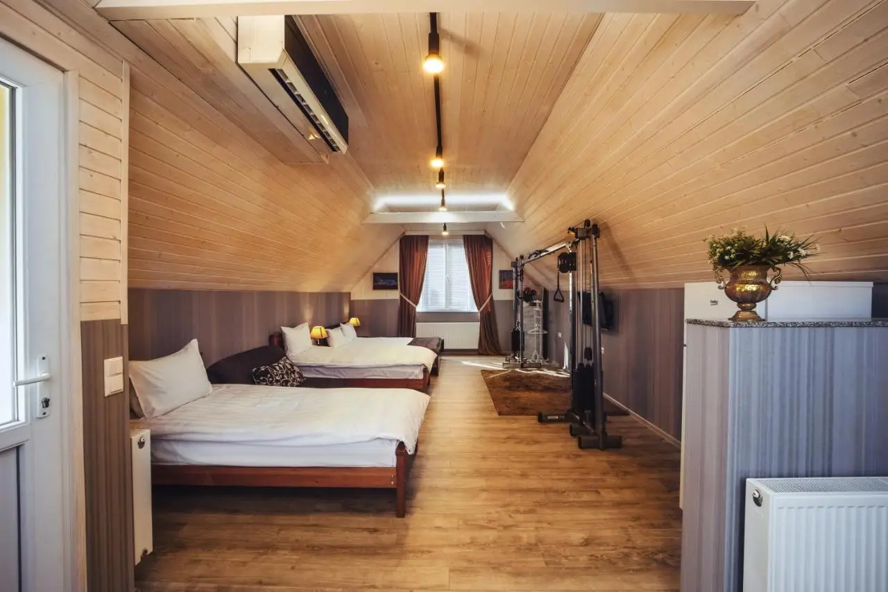 Rustaveli Apartment with Gym