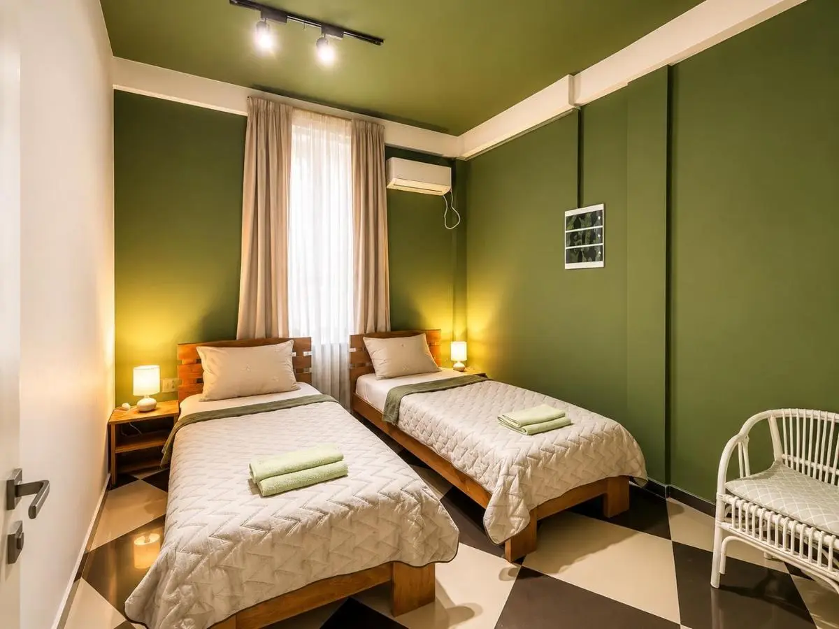 Firuzi Apartment TBS
