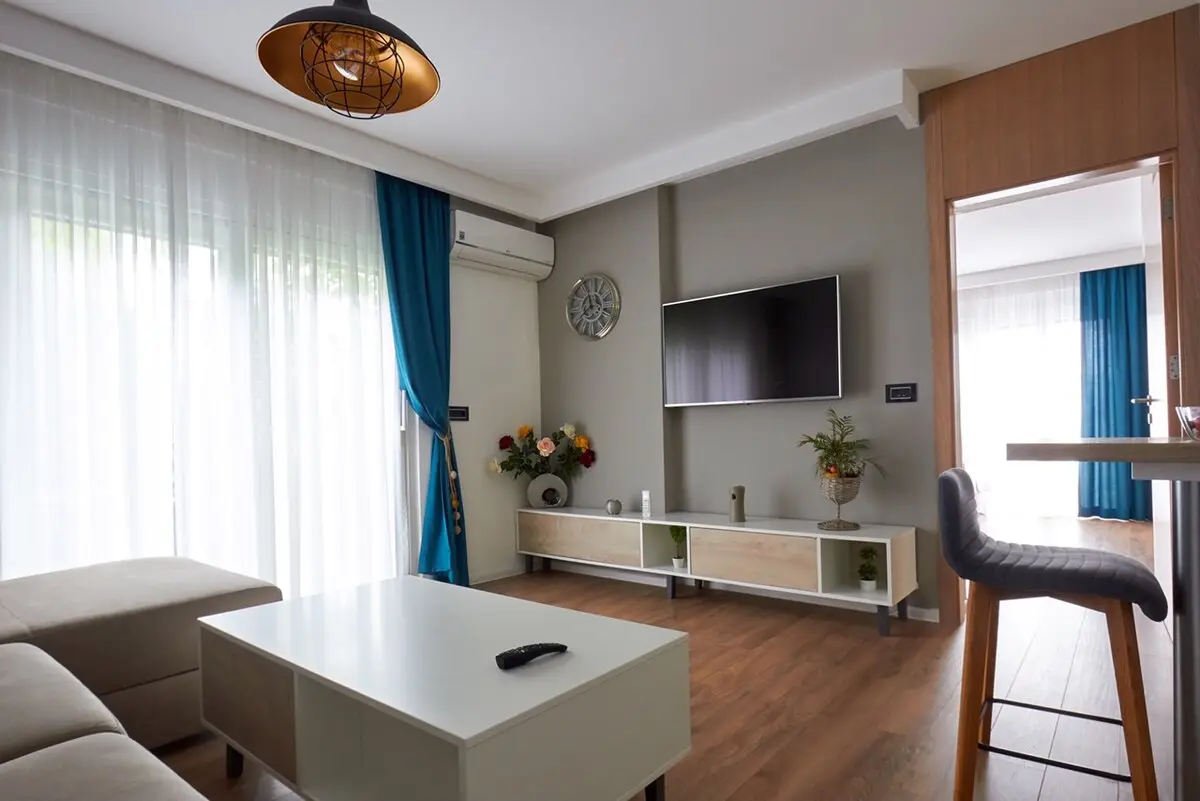Charming Two Bedroom Apartment Zara