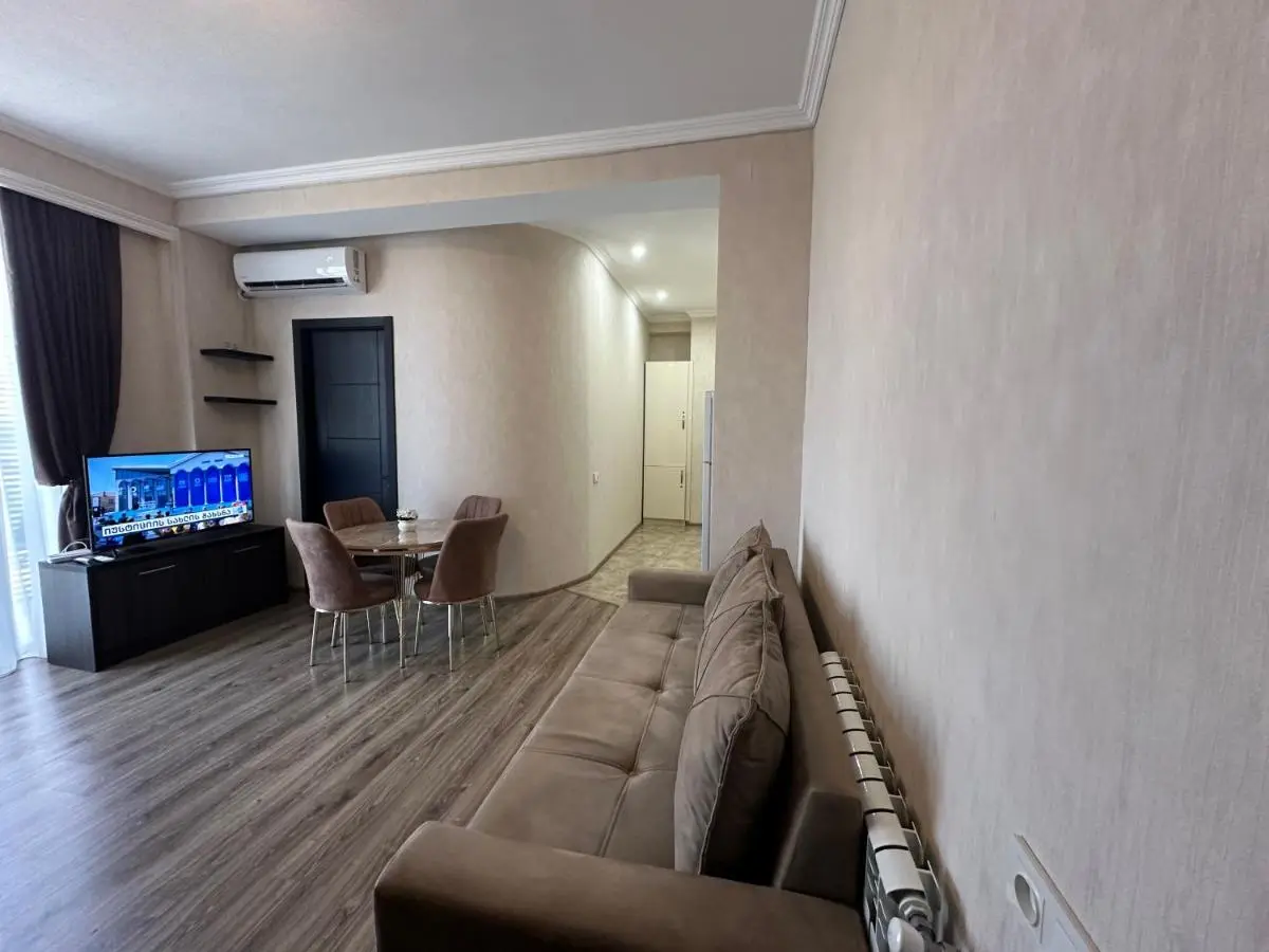 Apartment 45