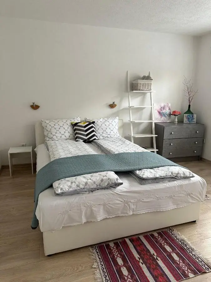 Yasmin Apartments - Your Window to Sarajevo