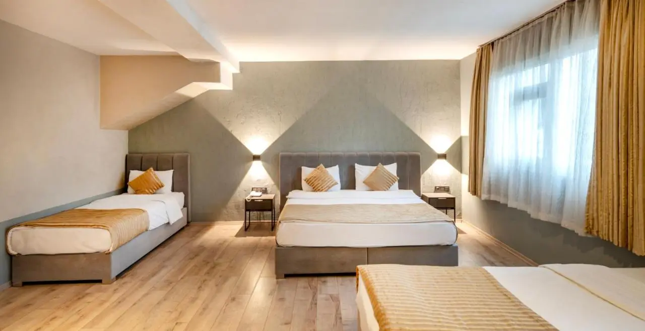 Orya Hotel