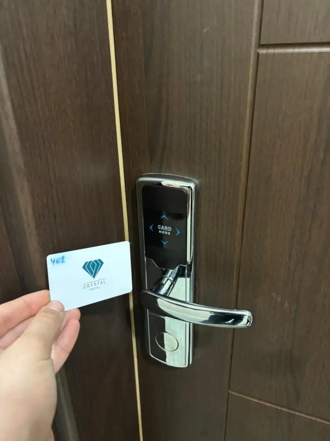 Crystal loft A104