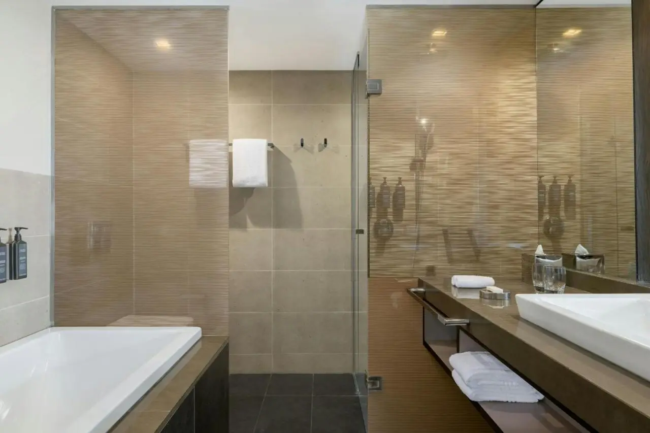 Sheraton Grand Tbilisi Metechi Palace