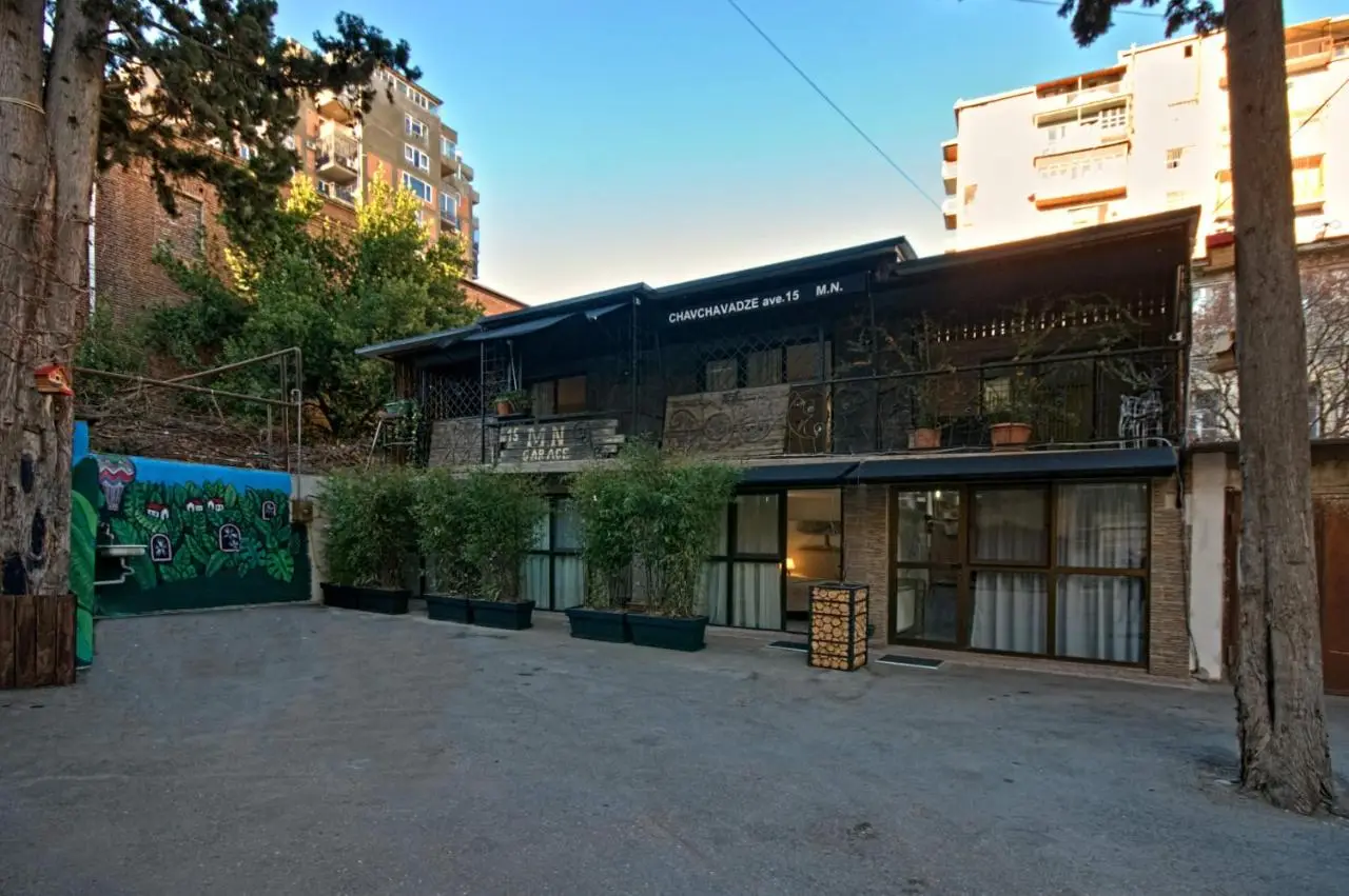 Sakhli at Chavchavadze ave 15