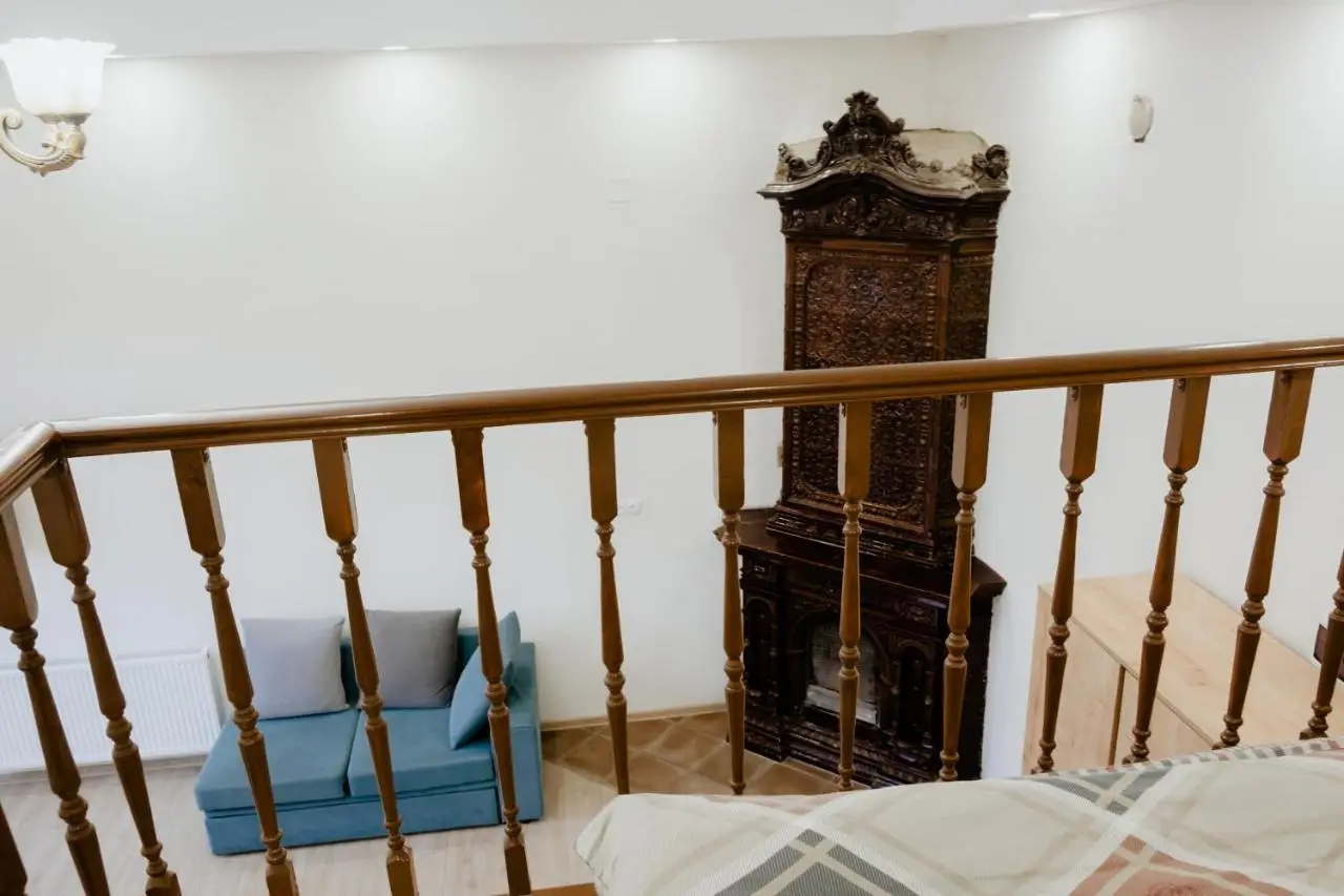 2 Signature Apartments on Agmashenebeli