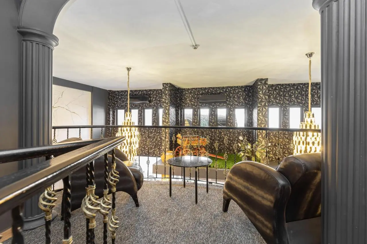 BURSA LOYAL CiTY HOTEL