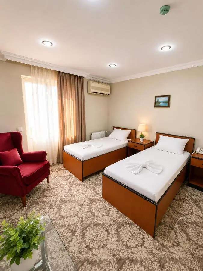 RoseMary Inn