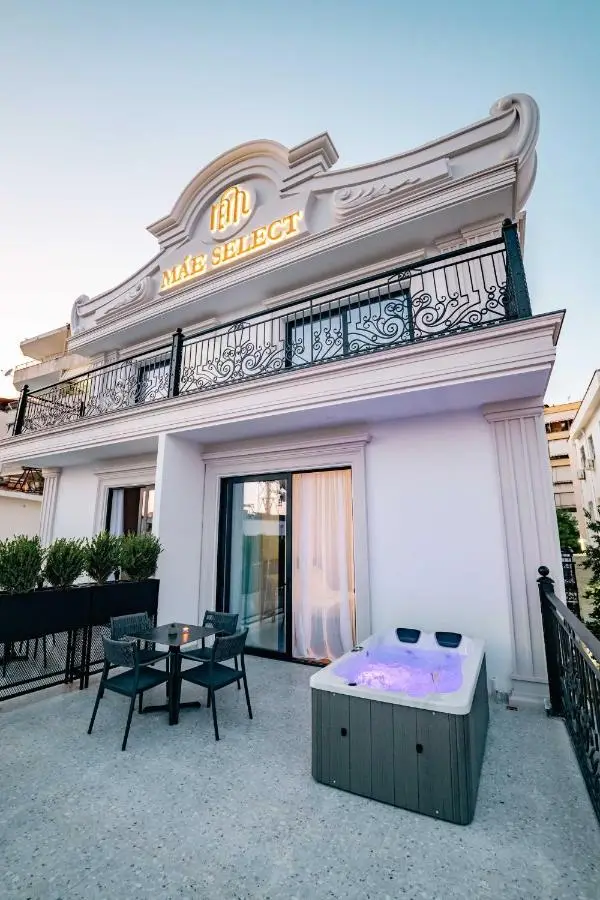 Mae Select Hotel