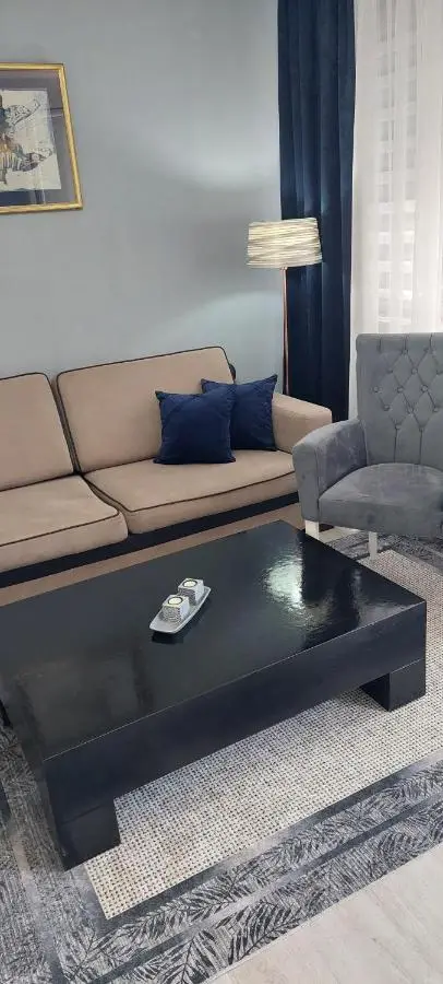 VIEW APARTMENT
