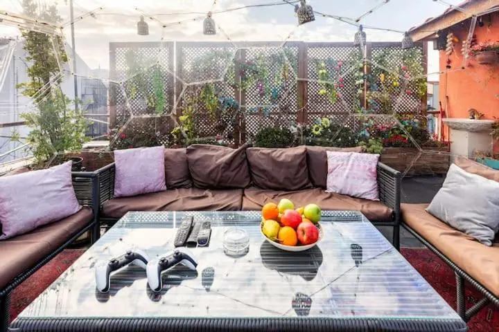 Waterfront Apartment by the Tram - Terrace with Dome & Golden Horn View in Fatih