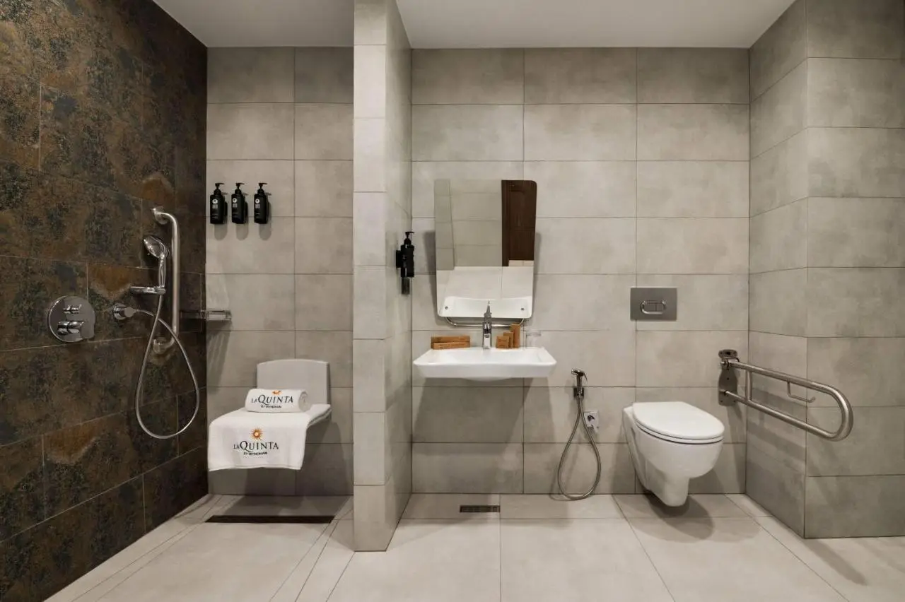 La Quinta by Wyndham Batumi