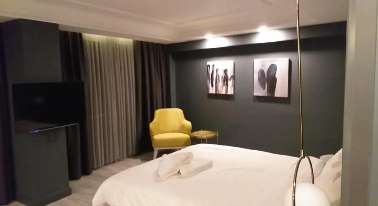 B LOFT HOTEL