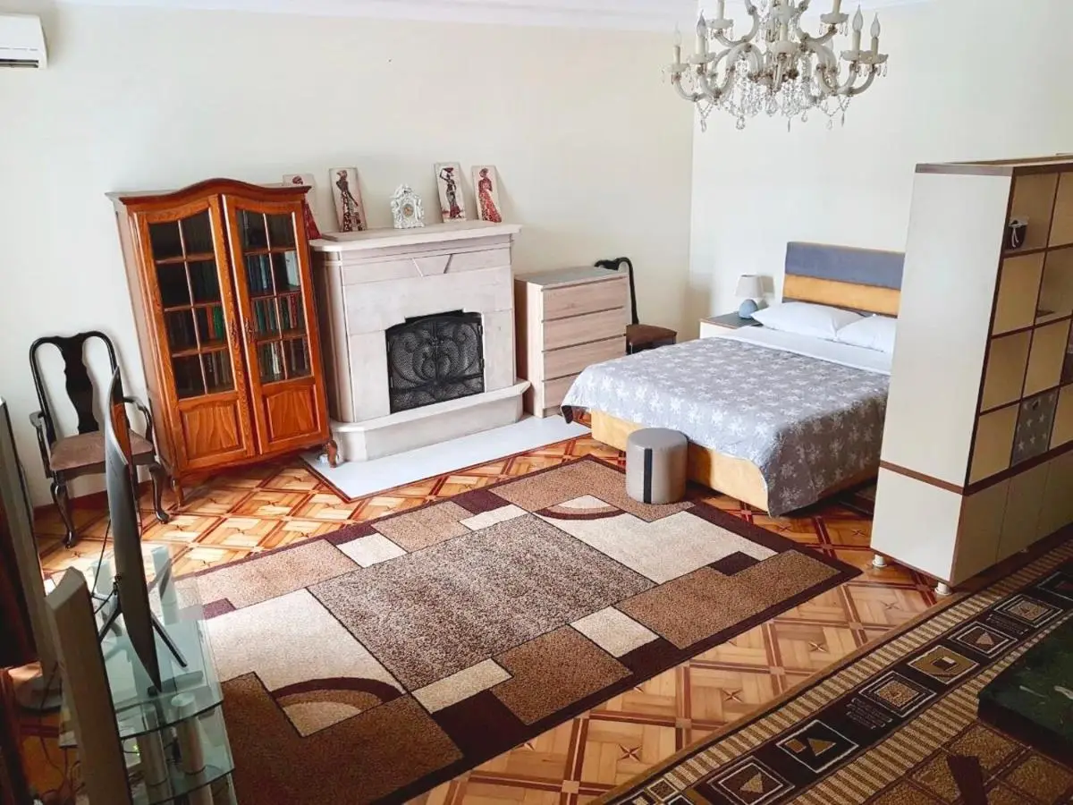Sweet Home at Ninoshvili 3