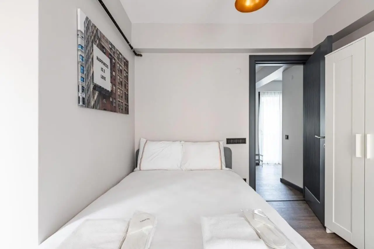 Duplex Penthouse wparking 3BD2Bath Views! #340