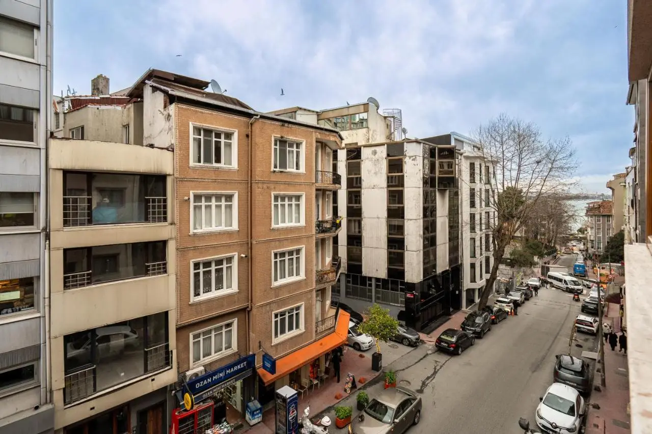 Cihangir Palace Hotel
