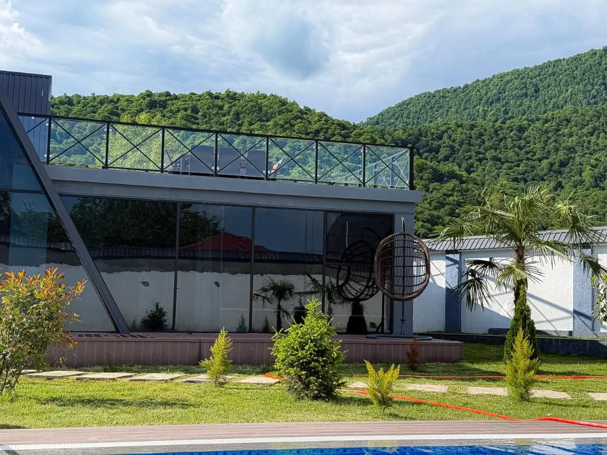 Area36 Royal Chalet